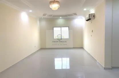 شقة - 2 غرف نوم - 2 حمامات للايجار في شارع نجمه - نجمة - الدوحة