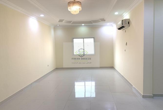 983484 - Property Main Image