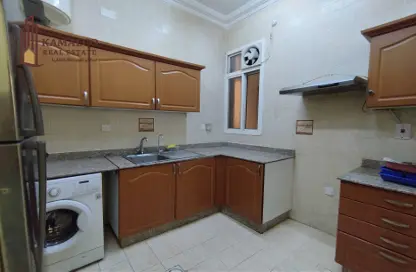 Apartment - 3 Bedrooms - 3 Bathrooms for rent in Muntazah 7 - Al Muntazah - Doha