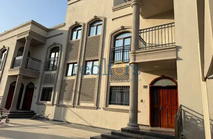 مجمع سكني - 5 غرف نوم - 4 حمامات للايجار في شارع  بو هامو - أبو هامور - الدوحة