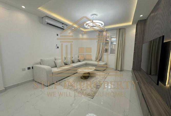 958430 - Property Image 3