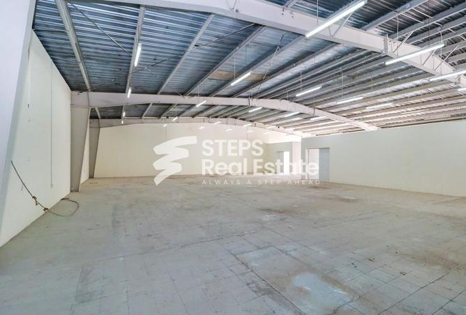 956357 - Property Image 2