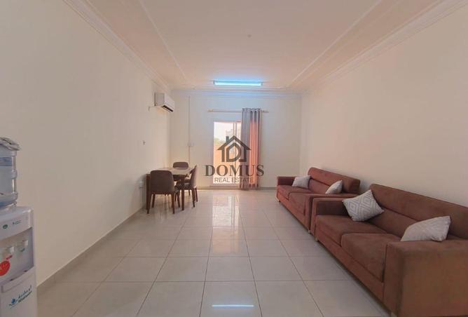 977152 - Property Image 2