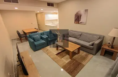 Apartment - 2 Bedrooms - 3 Bathrooms for rent in Giardino Apartments - The Pearl Island - Doha