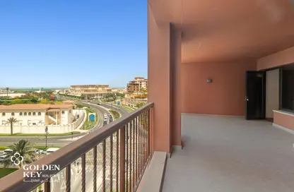 Apartment - 1 Bedroom - 2 Bathrooms for rent in One Porto Arabia - Porto Arabia - The Pearl Island - Doha