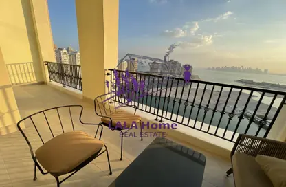 Duplex - 3 Bedrooms - 5 Bathrooms for rent in Viva West - Viva Bahriyah - The Pearl Island - Doha