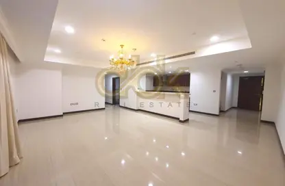 Apartment - 2 Bedrooms - 3 Bathrooms for sale in East Porto Drive - Porto Arabia - The Pearl Island - Doha