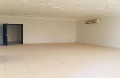Villa - 7 Bedrooms - 7 Bathrooms for rent in Al Kheesa - Al Kheesa - Umm Salal Mohammed