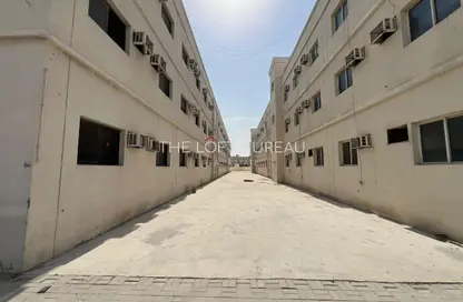 Bulk Rent Units - Studio - 7+ Bathrooms for rent in Industrial Area - Industrial Area - Doha