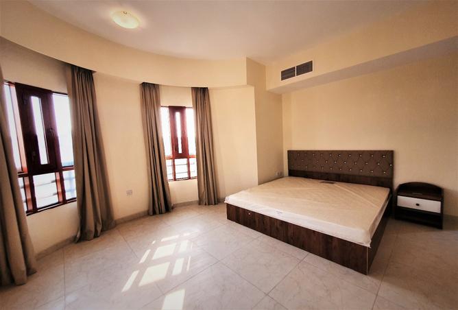 937637 - Property Image 2