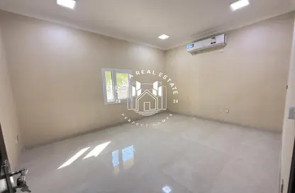 Apartment - 2 Bedrooms - 2 Bathrooms for rent in Al Sadd Road - Al Sadd - Doha