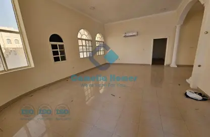 مجمع سكني - 5 غرف نوم - 5 حمامات للايجار في فلل واست باي لاغون - وست باي لاجون - بحيرة وست لاجون - الدوحة