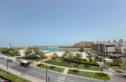 Apartment - 3 Bedrooms - 4 Bathrooms for rent in Carnaval - Qanat Quartier - The Pearl Island - Doha