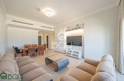 شقة - 2 غرف نوم - 4 حمامات للايجار في بياتزا 1 - بياتزا - فوكس هيلز - الوسيل