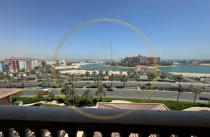 شقة - 2 غرف نوم - 3 حمامات للبيع في طريق بورتو الغربي - بورتو أرابيا - جزيرة اللؤلؤة - الدوحة