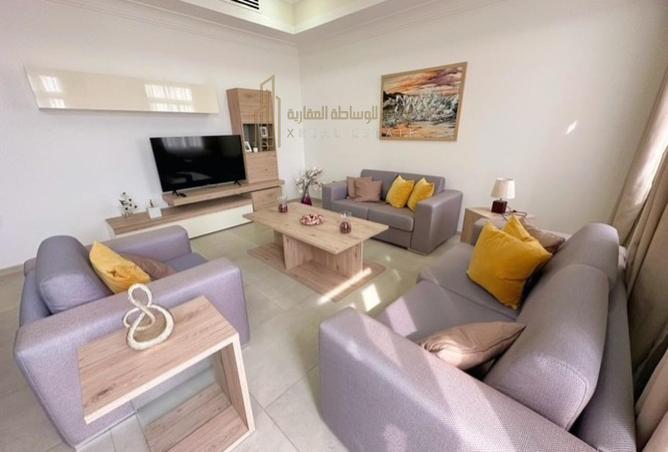 985880 - Property Image 2