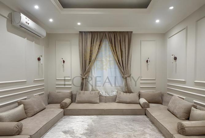 980229 - Property Image 2