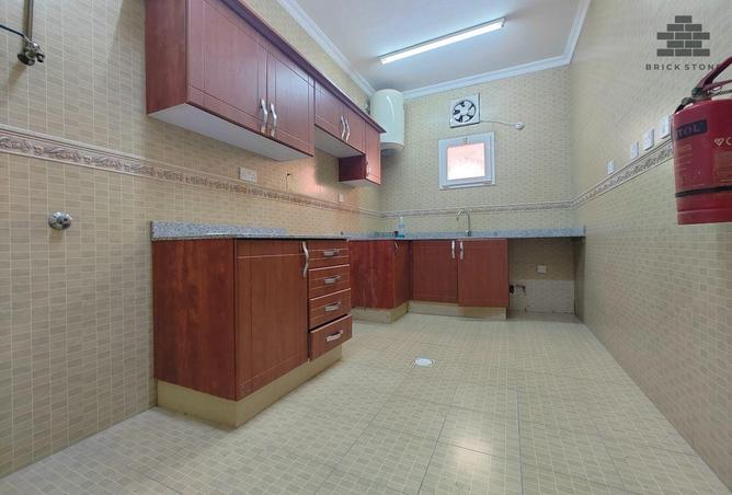 995717 - Property Main Image