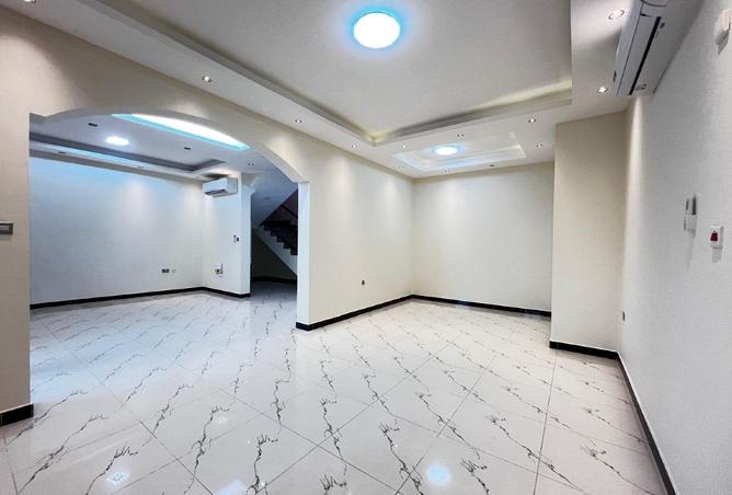 988231 - Property Image 3