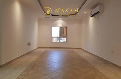 Empty Room image for: Apartment - 1 Bedroom - 1 Bathroom for rent in Al Sadd Road - Al Sadd - Doha, Image 1