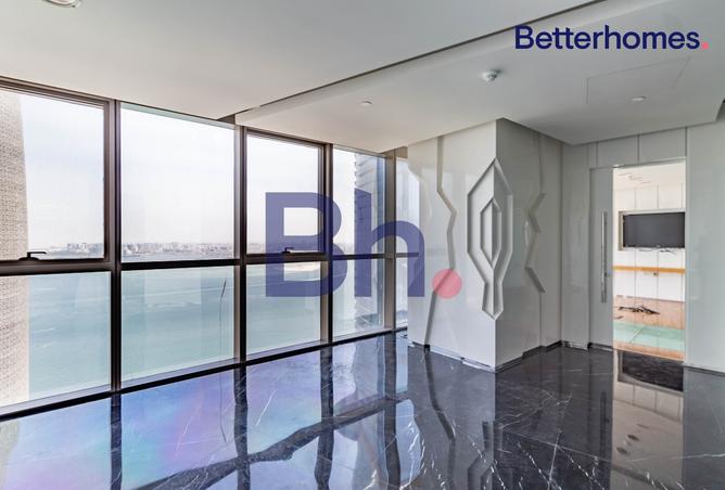 890099 - Property Image 2