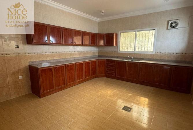 988073 - Property Image 3