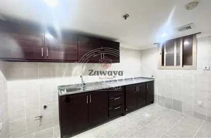 Apartment - 2 Bedrooms - 2 Bathrooms for rent in Al Sadd Road - Al Sadd - Doha