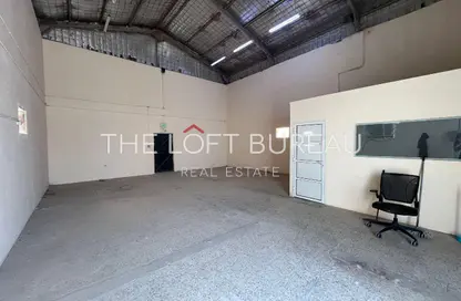 Shop - Studio - 7+ Bathrooms for rent in Industrial Area - Industrial Area - Doha
