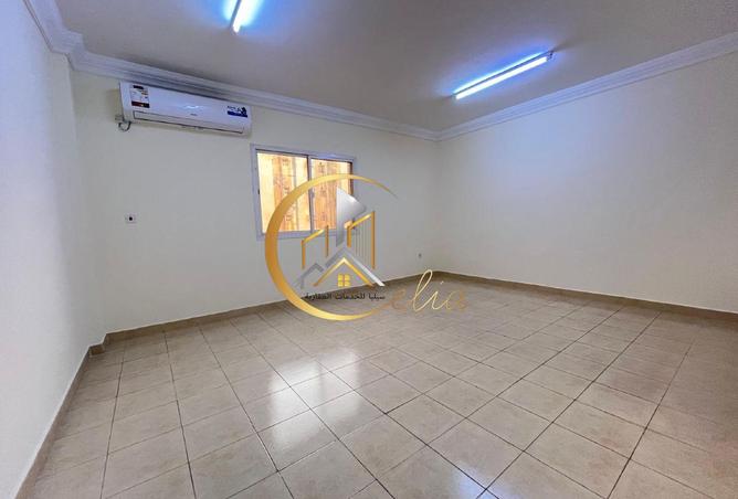 974481 - Property Image 3