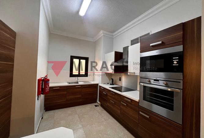 823441 - Property Image 2