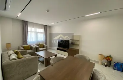 Apartment - 2 Bedrooms - 3 Bathrooms for rent in Omar Bin Abdul Aziz Street - Madinat Khalifa - Doha