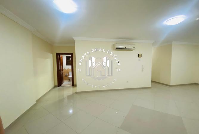 897333 - Property Image 2