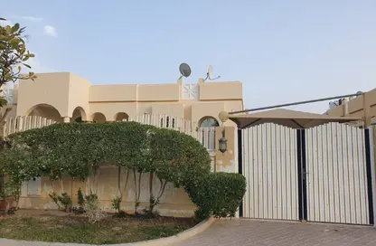 Compound - 3 Bedrooms - 4 Bathrooms for rent in Al Hadara Street - Al Thumama - Doha