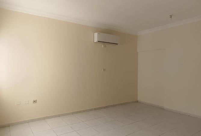 986415 - Property Image 2