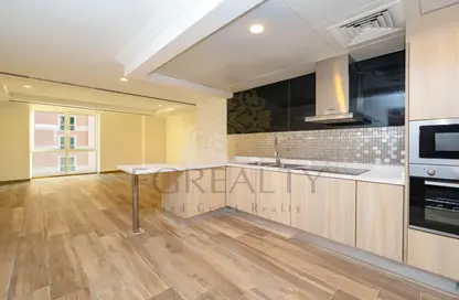 Apartment - Studio - 1 Bathroom for rent in Viva West - Viva Bahriyah - The Pearl Island - Doha