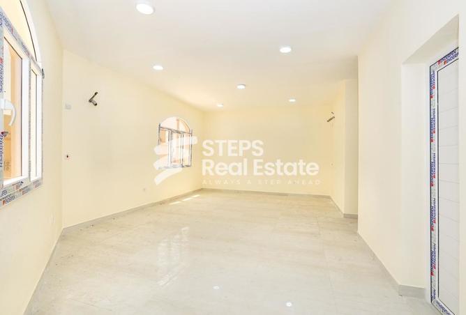 984772 - Property Image 3