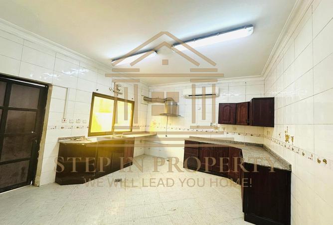 991144 - Property Image 3