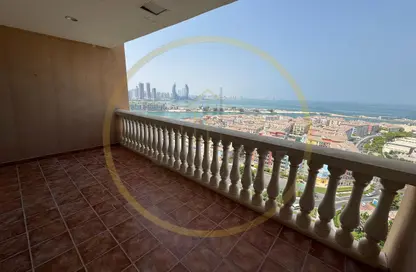 Apartment - 2 Bedrooms - 2 Bathrooms for rent in West Porto Drive - Porto Arabia - The Pearl Island - Doha