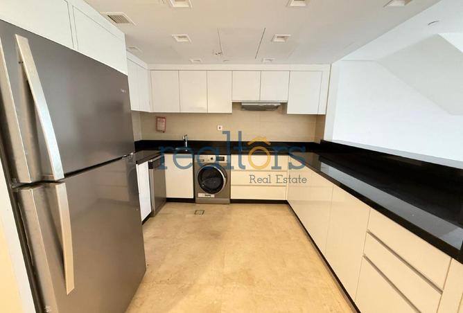 954089 - Property Image 2