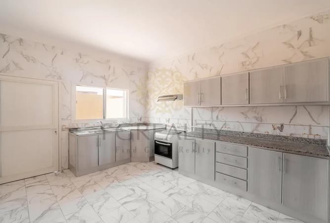 943754 - Property Image 3