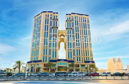 Apartment - 1 Bedroom - 2 Bathrooms for sale in Bin Al Sheikh Towers - Al Mirqab Al Jadeed - Doha