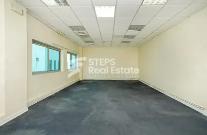 مساحات مكتبية - استوديو - 1 حمام للايجار في بيت التمويل القطري - الطريق الدائري الثالث - السد - الدوحة