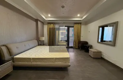 Apartment - 1 Bedroom - 2 Bathrooms for rent in West Porto Drive - Porto Arabia - The Pearl Island - Doha