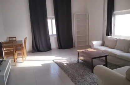 Apartment - 2 Bedrooms - 3 Bathrooms for rent in Umm Ghuwailina 4 - Umm Ghuwailina - Doha