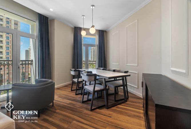 985841 - Property Image 3