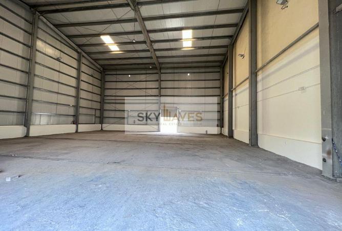 947693 - Property Image 3