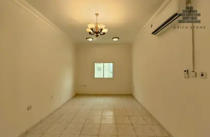 Apartment - 2 Bedrooms - 2 Bathrooms for rent in Muntazah 7 - Al Muntazah - Doha