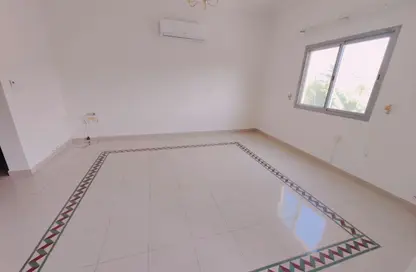 شقة - 3 غرف نوم - 3 حمامات للايجار في شارع المطار القديم - طريق المطار القديم - الدوحة