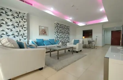 Apartment - 1 Bedroom - 2 Bathrooms for rent in East Porto Drive - Porto Arabia - The Pearl Island - Doha