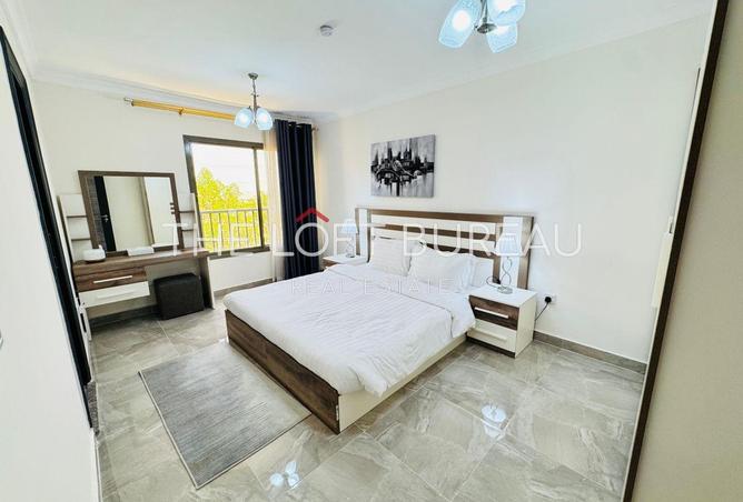 911504 - Property Image 2